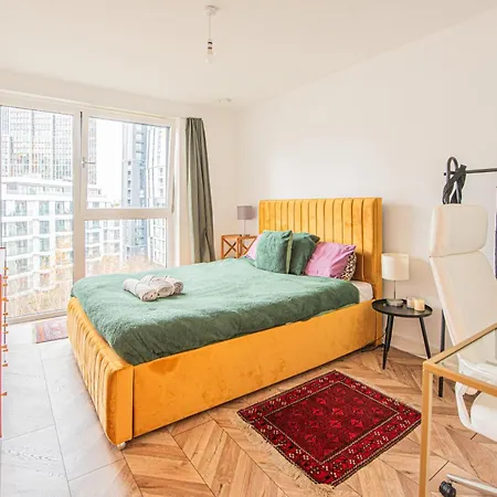 Appartamento Newly Built 1-Bed Flat Next To Nine Elms Station